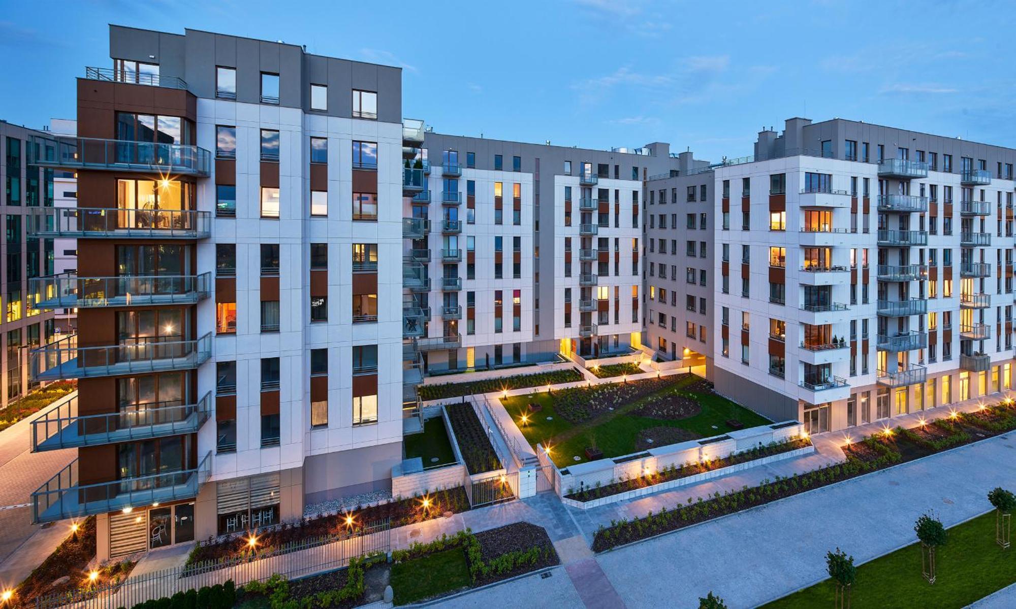 Cybernetyki Business Centre, Chopin Airport, Parking Apartment
