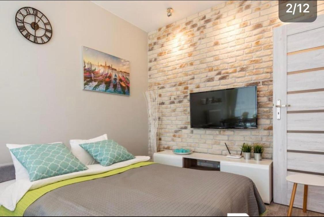 Cybernetyki Business Centre, Chopin Airport, Parking Apartment